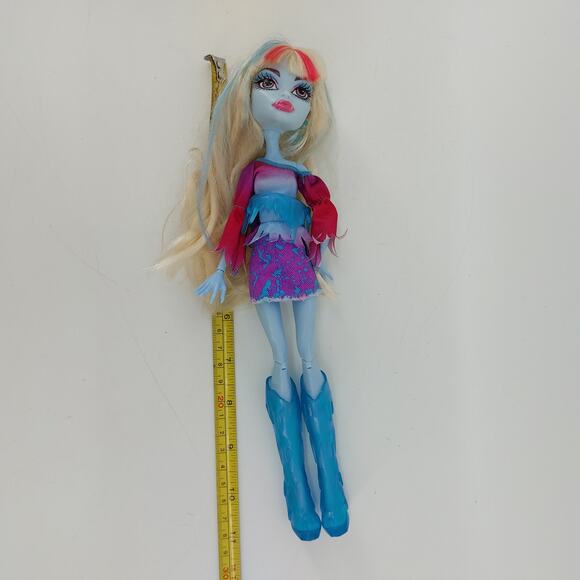 Monster High Doll 2013 Music Festival Abbey Bominable Blue Shoes - Picture 9 of 9